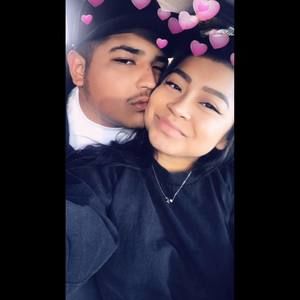 Meet your Posher, Estela